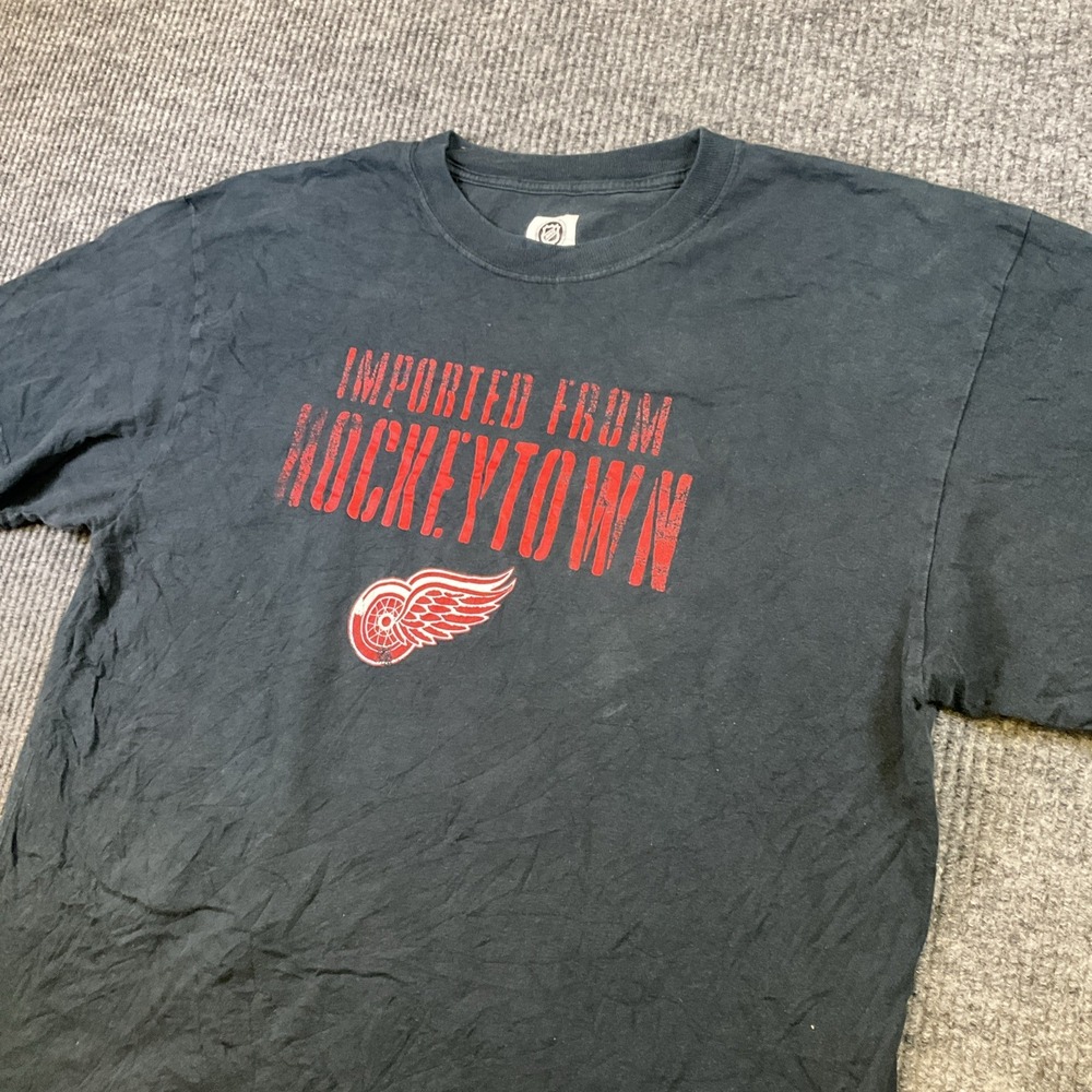 Vintage DETROIT RED WINGS  Men's Size 2XL NHL T-Shirt‎